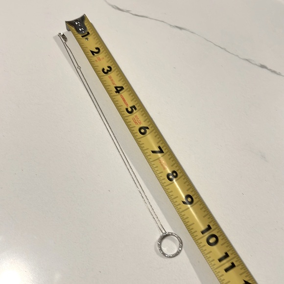 Roberto Coin white gold and diamond circle necklace - Picture 9 of 9